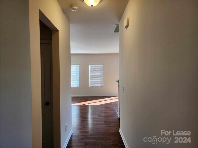 Foto del edificio - 1538 Sunflower Field Pl