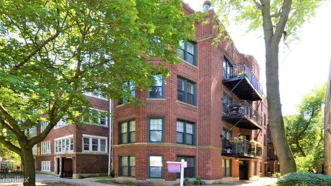 Foto del edificio - 1241 W Jarvis Ave