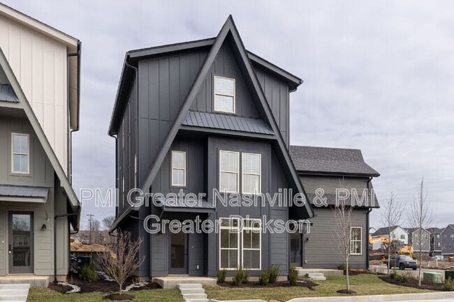 Building Photo - 539 Midnight Wy