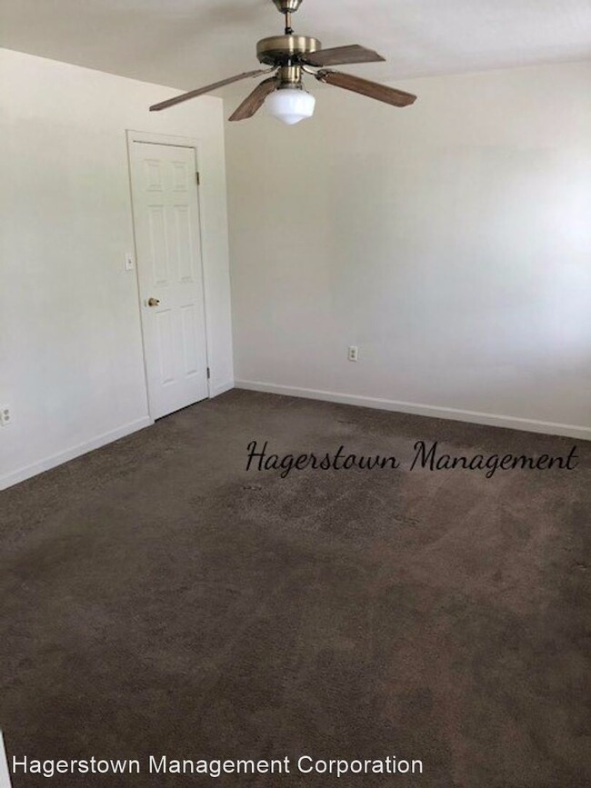 Building Photo - 3 br, 1.5 bath House - 10817 Bower Avenue