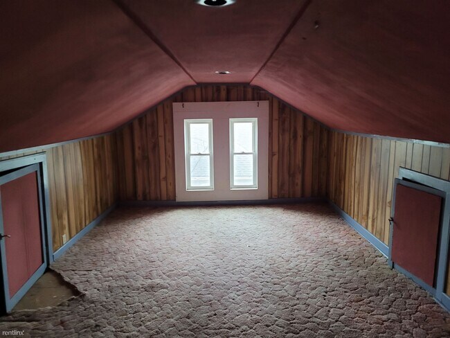 Foto del edificio - 3 br, 1 bath House - 203 West Lindell Street