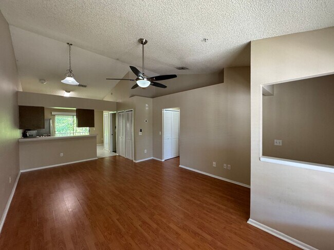Foto del edificio - Move-In Ready! Charming 2-bedroom, 2-bathr...