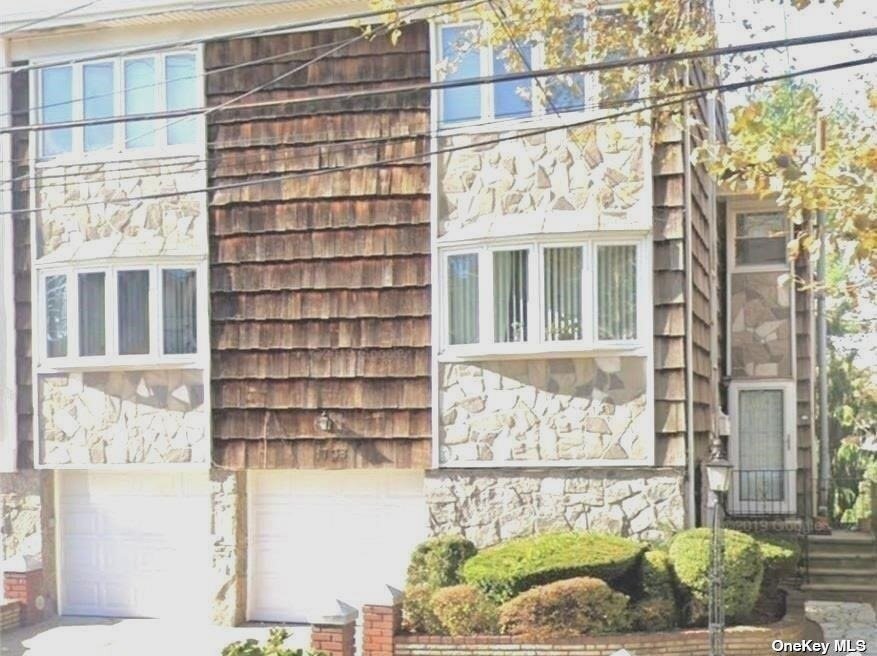 Primary Photo - 17-38-38 Parsons Blvd