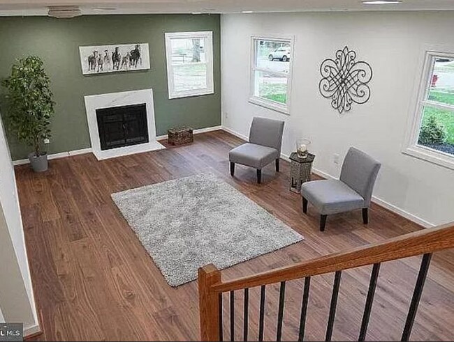 Foto del edificio - 5507 Ravenel Ln