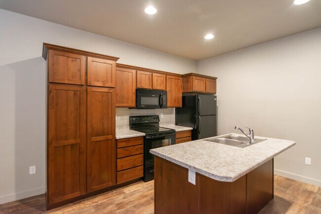 Foto del edificio - Beautiful 2-Story Townhomes in The Overloo...