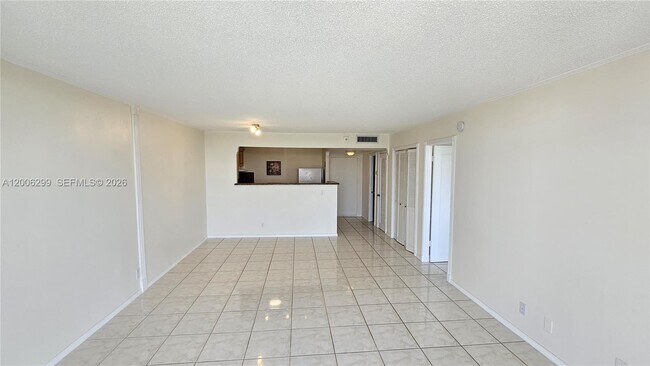 Foto del edificio - 16740 NE 9th Ave