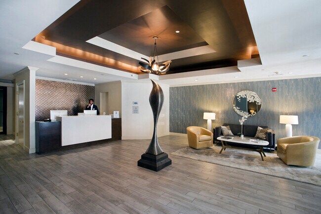 Building Photo - The Metro