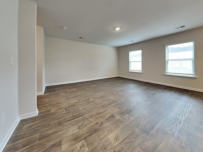 Building Photo - 129 Boat Clb Ln