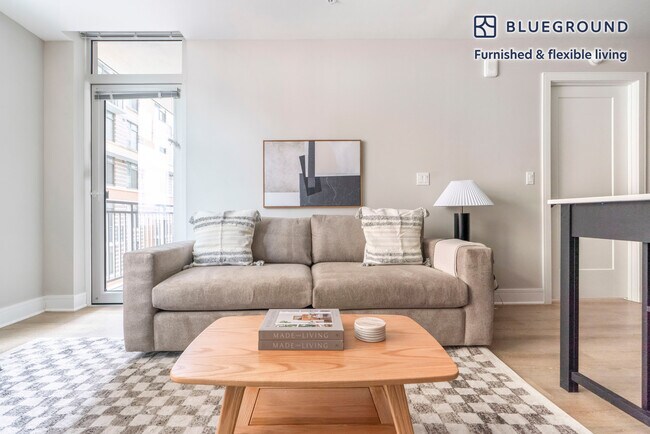 Foto del edificio - 4924 St Elmo Ave