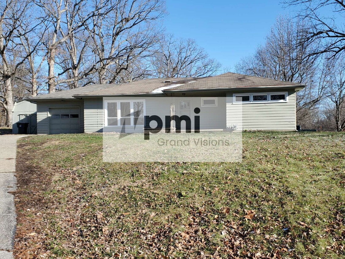 Primary Photo - 3314 N Taylor Ave