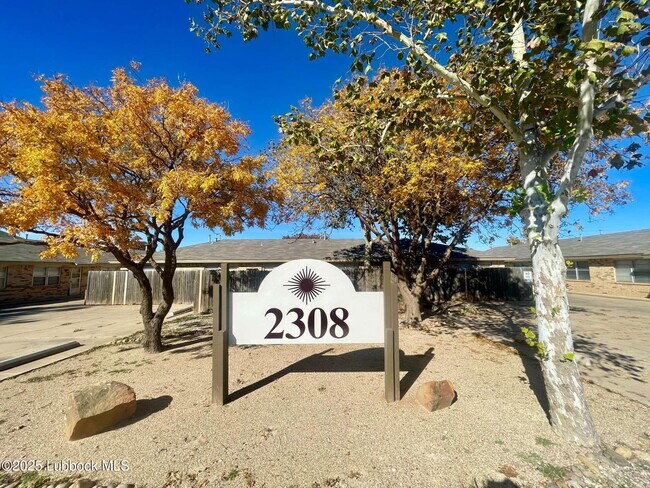 Foto del edificio - 2308 74th St
