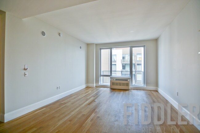 Foto del edificio - 225 N 9th St
