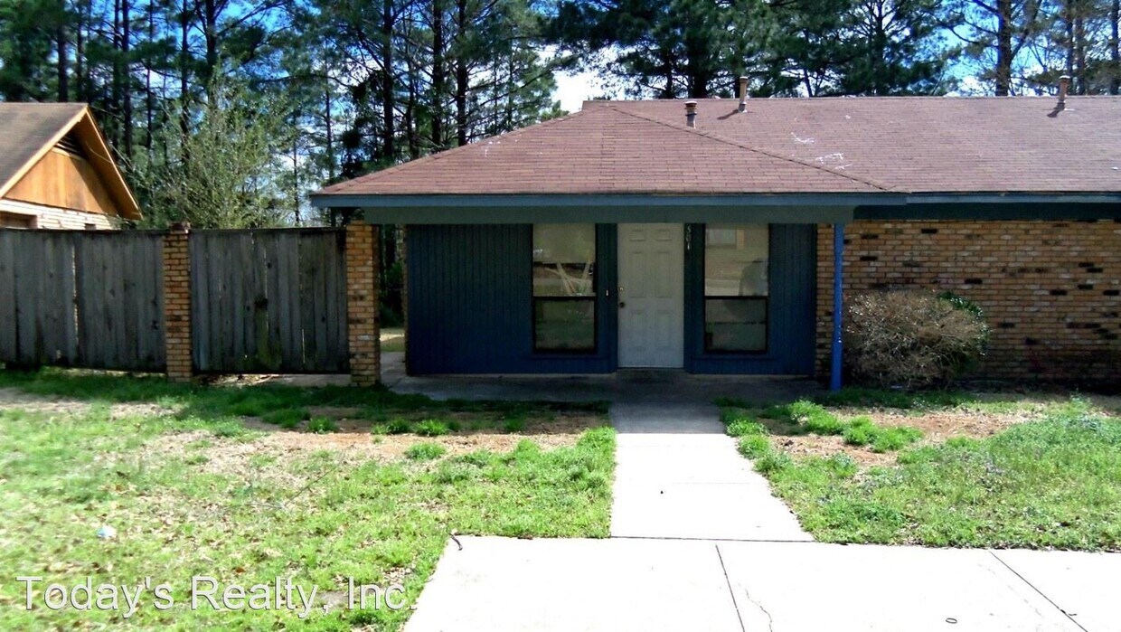 Primary Photo - 2 br, 1 bath House - 3015 Courtney Avenue