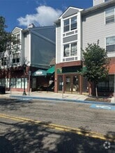 Building Photo - 50 N Broadway