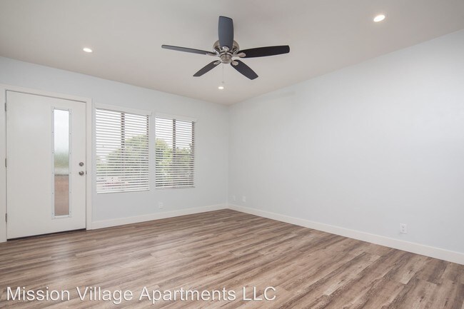 Building Photo - 2669 Mission Village Dr