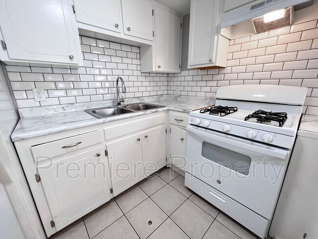 Building Photo - 5128 Booth Ave