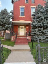 Building Photo - 1471 Main St