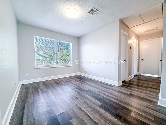 Photo - 1434 Christine St House