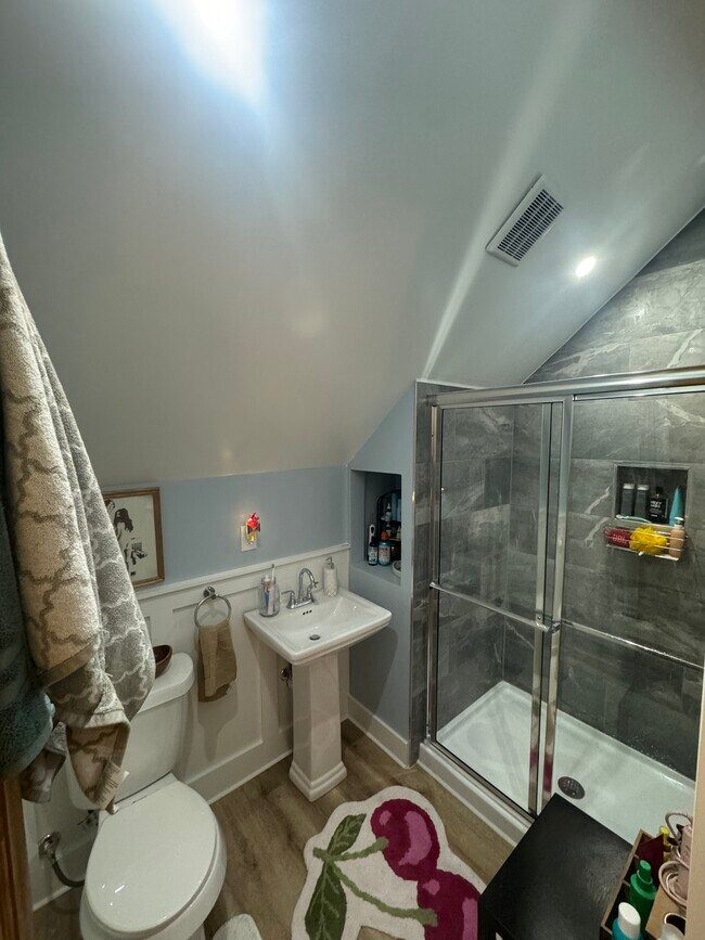 Foto del edificio - 1683 Eddington Rd