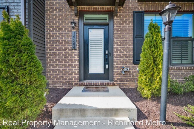 Building Photo - 3 br, 3.5 bath House - 14344 Colony House ...
