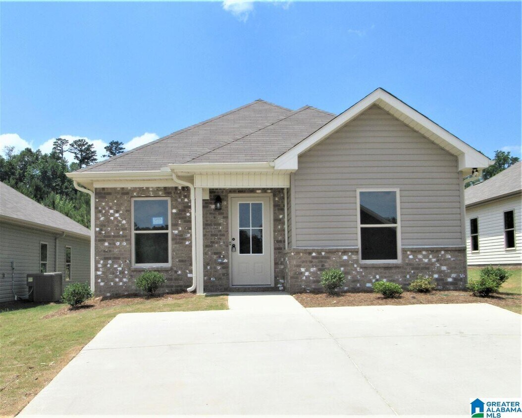 855 Maple Trce, Odenville, AL 35120 House Rental in Odenville, AL