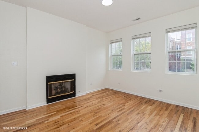 Foto del edificio - 1440 N Washtenaw Ave
