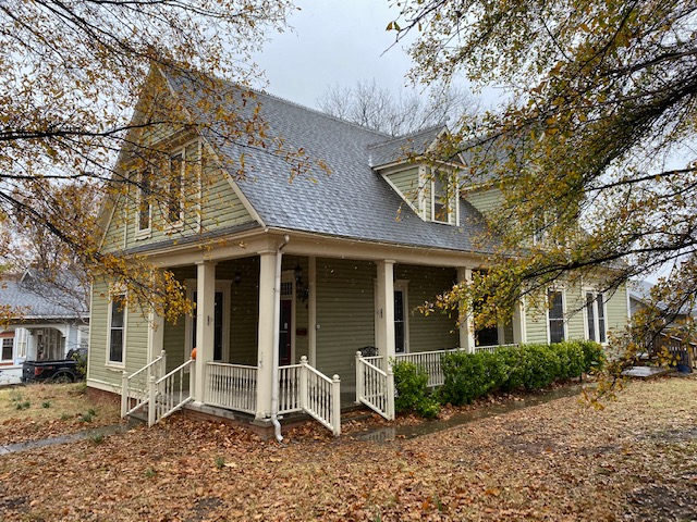 Foto principal - 208 E Kerr Blvd