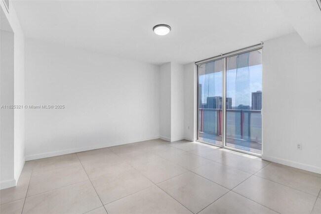 Building Photo - 50 Biscayne Blvd
