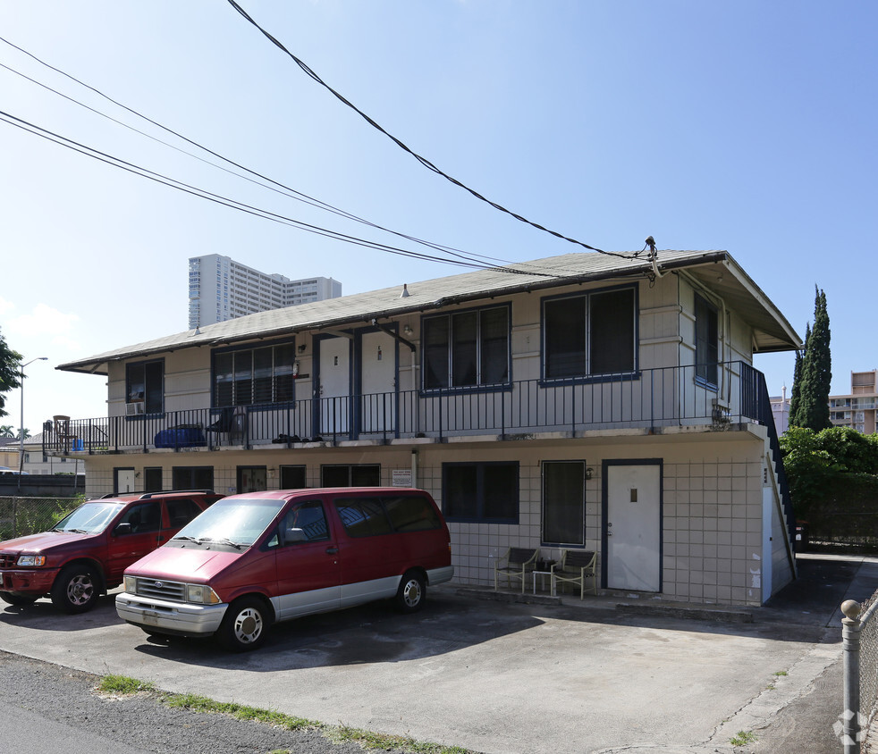 Building Photo - 1515 Enos Ln