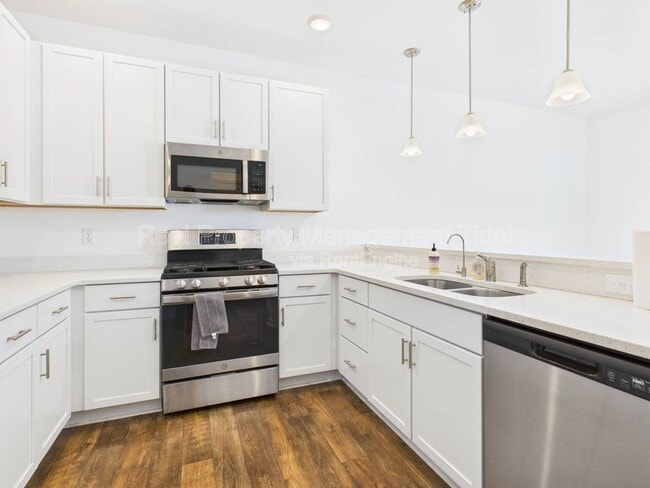 Foto del edificio - 5062 Hawkins Ml Wy