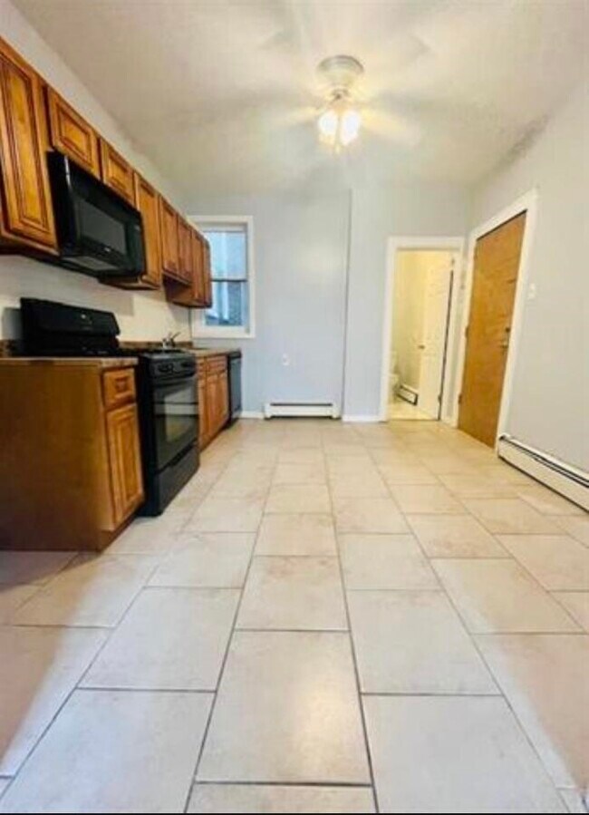 Building Photo - 260 Prospect Ave