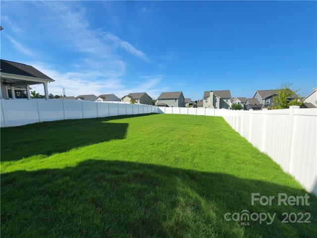 Building Photo - 4925 Grace View Dr