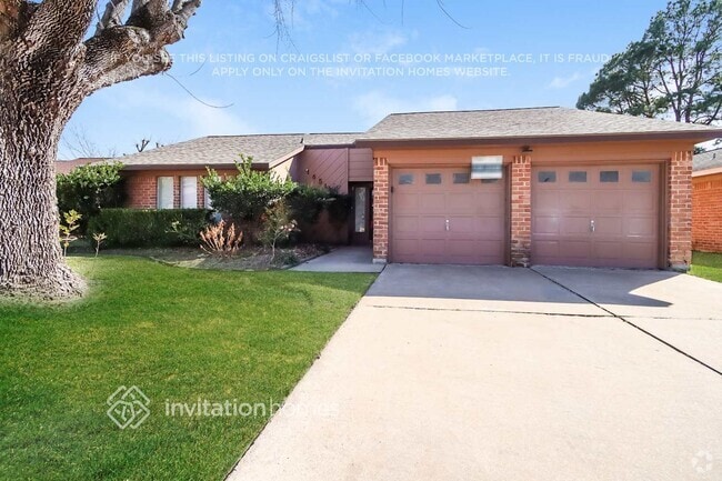 Building Photo - 16519 Cairngorm Dr