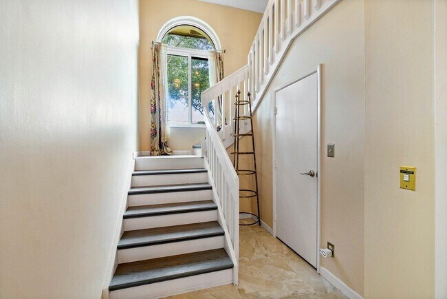 Foto del edificio - 5912 S End Lake Dr