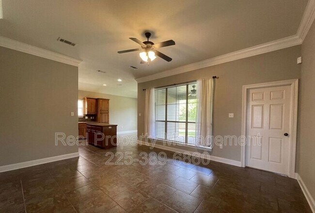 Building Photo - 3131 Nicholson Lake Dr