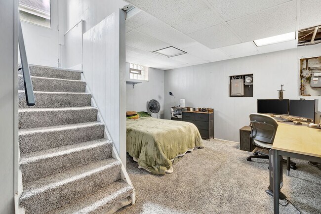 Foto del edificio - 3242 Stanhope Ave