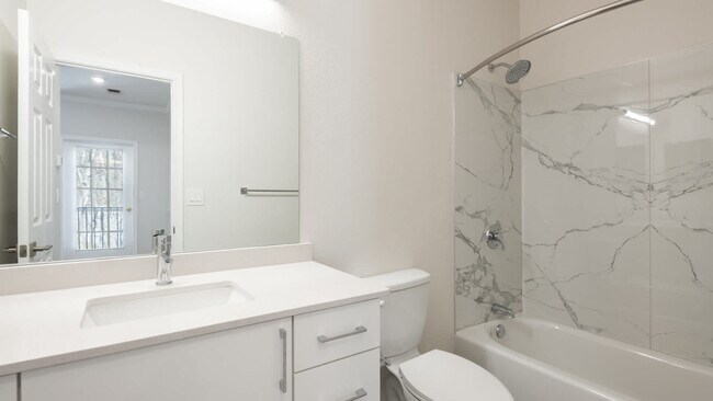 Baño - Liberty Park