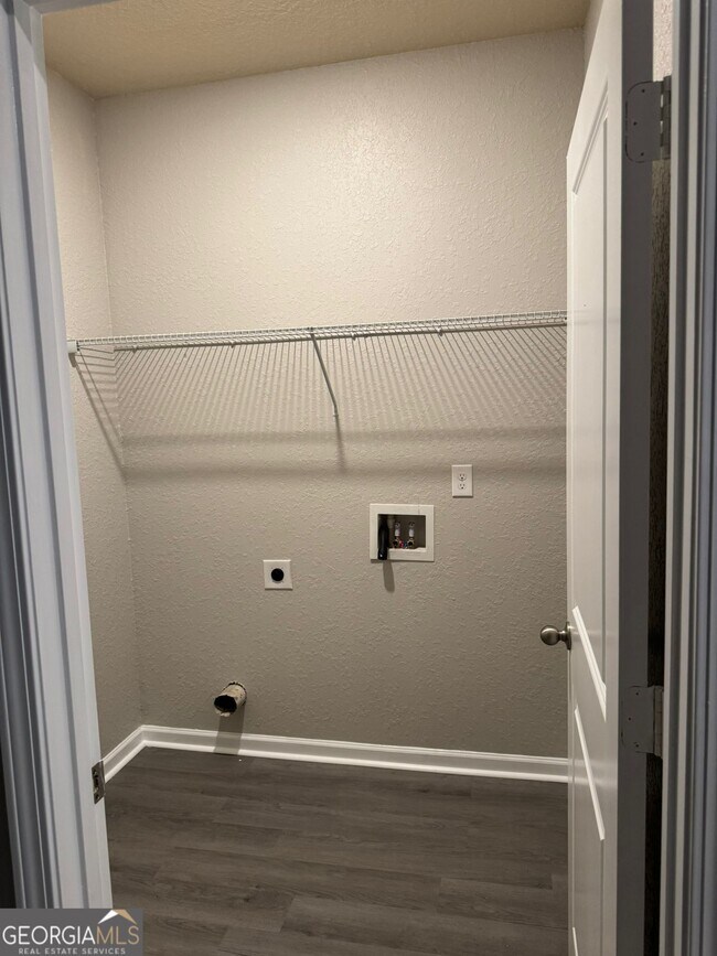 Foto del edificio - 3475 Ridge Hill Pkwy