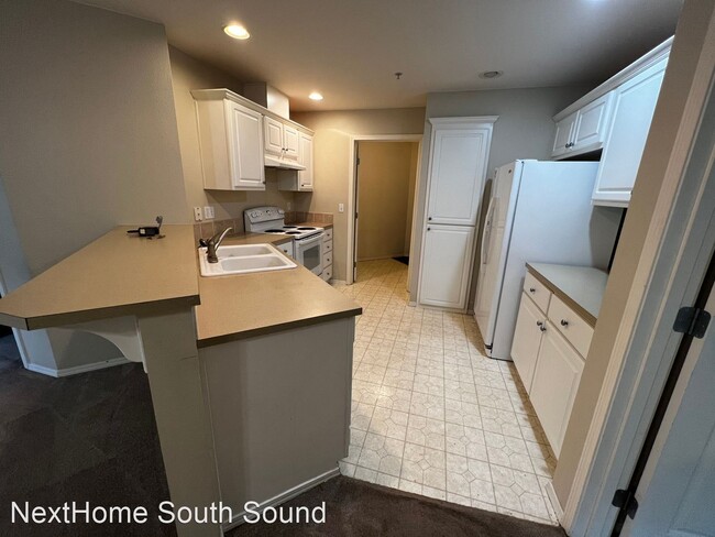 Building Photo - 2 br, 2 bath House - 1816 Kennedy Place