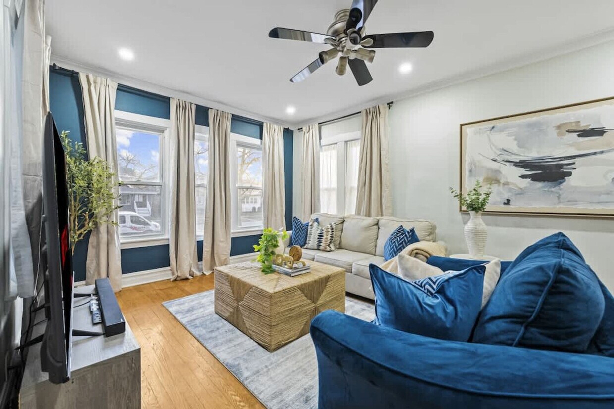 Foto principal - 421 N Humphrey Ave