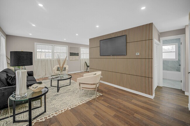 Foto del edificio - 18331 John Ave