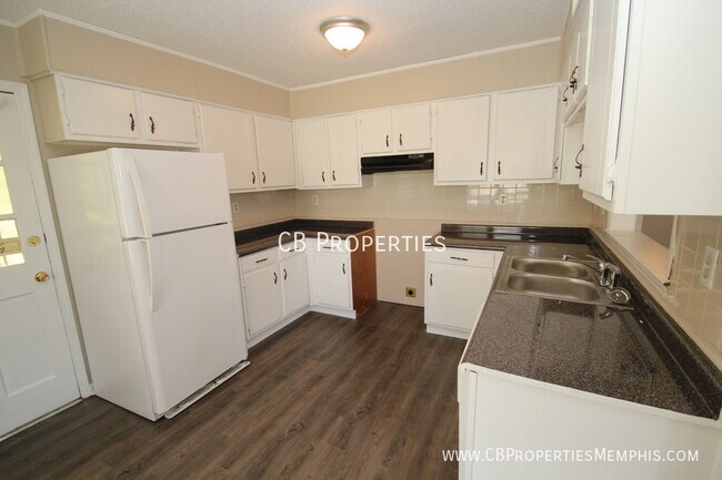 Foto del edificio - 2990 Ridgeway Rd