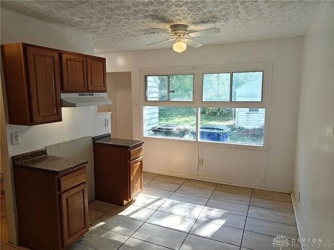 Foto del edificio - 4076 Prescott Ave