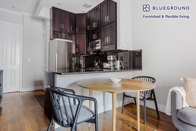 Foto del edificio - 7 E 75th St