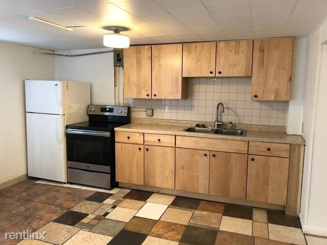 Building Photo - 1 br, 1 bath  - 317 1/2 Myrtle Ave