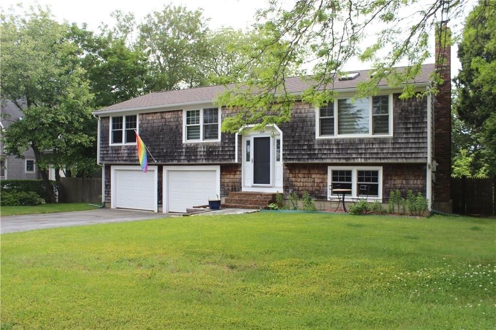 218 Indian Ave, Portsmouth, RI 02871 House for Rent in Portsmouth, RI