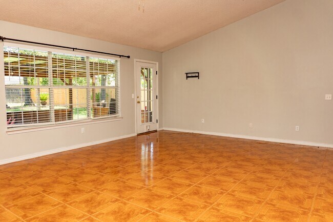 Foto del edificio - 2831 Atoka Trail