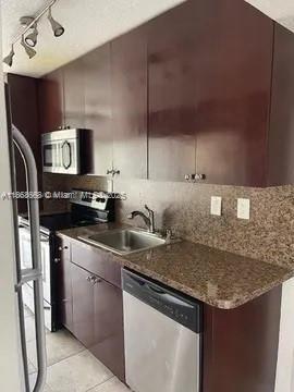 Foto del edificio - 9311 SW 4th St