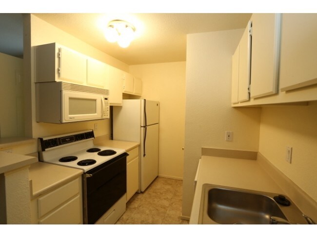 Foto del edificio - 5111 Lindell Rd