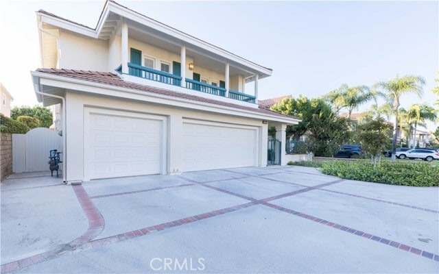 Building Photo - 2142 Marselina